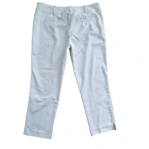 New York and Company Women's Size 6 White 3 quarter Capri Pants business causal - Picture 2 of 11